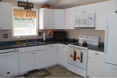 21 Whitetail Cir, Southbridge, MA 01550 - photo 5