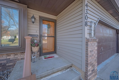4308 46th Street Place, Sioux City, IA 51108 - photo 2
