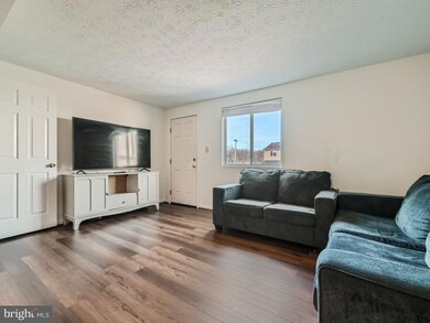 5964 Rowanberry Dr, Elkridge, MD 21075 - photo 6