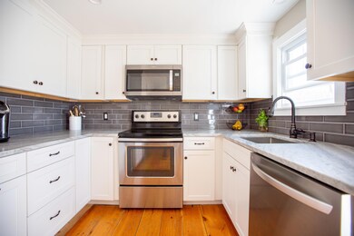 8 Roberts, Falmouth LR-5