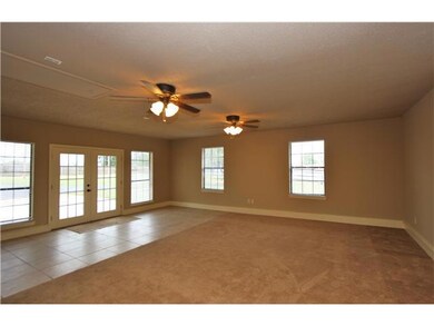 118 Cedar Springs Dr, Tuttle, OK 73089 - photo 5