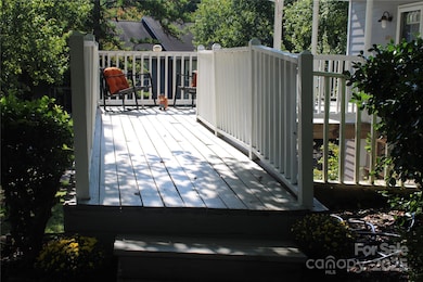 6039 Treetop Ct unit 6039, Charlotte, NC 28212 - photo 4