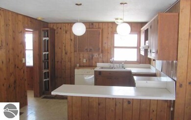 4586 S Skiview Cir, Cedar, MI 49621 - photo 5