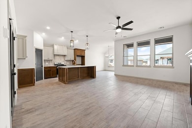 624 Honey Springs Ln, Shawnee, OK 73804 - photo 7