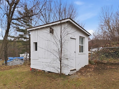 67 W Terrace St, Claremont, NH 03743 - photo 6