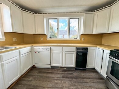 26 Otis St unit 2, Wakefield, MA 01880 - photo 3