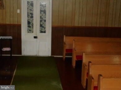 19100 Airmont Rd, Round Hill, VA 20141 - photo 5