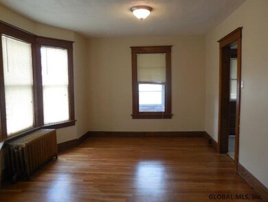 8 Twiller St, Albany, NY 12209 - photo 5