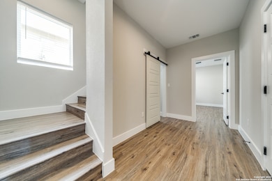 1618 W Lawndale Dr, San Antonio, TX 78209 - photo 3