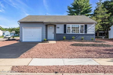 29 Carlisle Rd, Toms River, NJ 08757 - photo 2