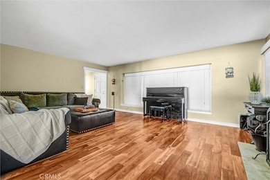 530 N Stanford Ave, Fullerton, CA 92831 - photo 3