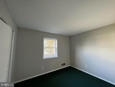 10 Bass Ct, Newark, DE 19713 - photo 4