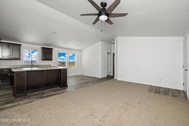 26820 N Kitty Hawk Ln, Paulden, AZ 86334 - photo 5