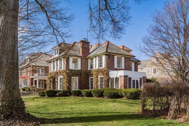 Welcome to 1880 Tremont Road