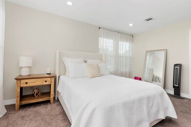 5010 Creekmont Dr, Houston, TX 77091 - photo 6