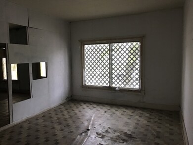 54 W Meredith St, Frankfort, IN 46041 - photo 4