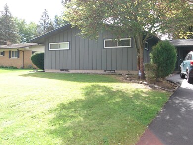 110 Meadow Lark Ln, La Porte, IN 46350 - photo 2