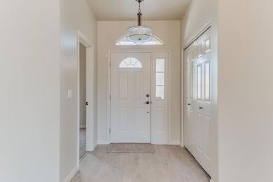 002_Front Entry
