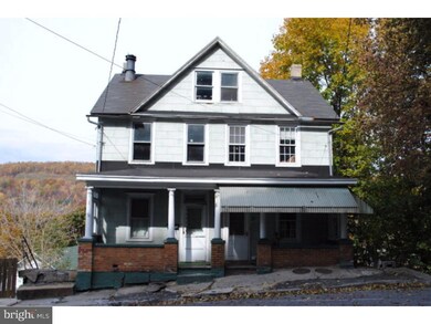 261 E Ridge St, Lansford, PA 18232 - photo 2