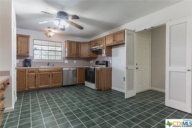2006 Lancaster St, San Marcos, TX 78666 - photo 5
