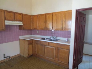 618 Santa fe Ave, Carpentersville, IL 60110 - photo 5