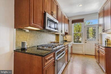 737 Park Rd NW, Washington, DC 20010 - photo 7