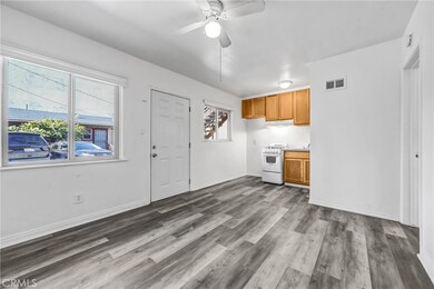 3624 E Colorado Blvd unit 10, Pasadena, CA 91107 - photo 2