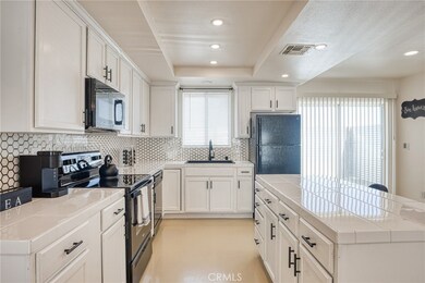 4992 1st St E, Joshua Tree, CA 92252 - photo 7