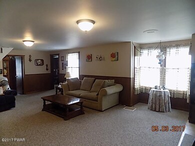 117 Sawkill Ave, Milford, PA 18337 - photo 6