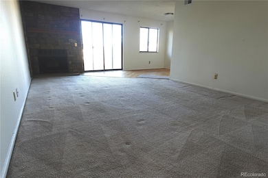 491 S Kalispell Way unit 207, Aurora, CO 80017 - photo 2