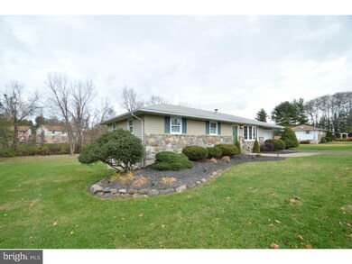 3217 Division St, Easton, PA 18045 - photo 2