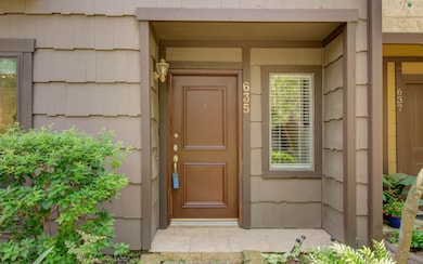 11711 Memorial Dr unit 635, Houston, TX 77024 - photo 4