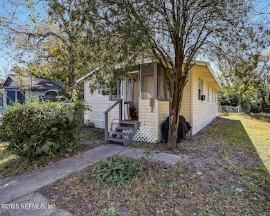 1202 W 32nd St, Jacksonville, FL 32209 - photo 2