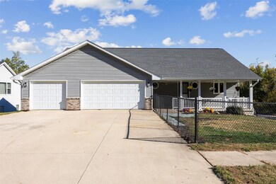 4736 Savannah Ct SE, Cedar Rapids, IA 52403 - photo 2