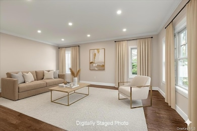 34 Calumet Dr, Dix Hills, NY 11746 - photo 4