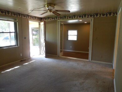 6907 Tampico Rd S, Jacksonville, FL 32244 - photo 6