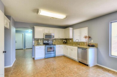 Kitchen (1)