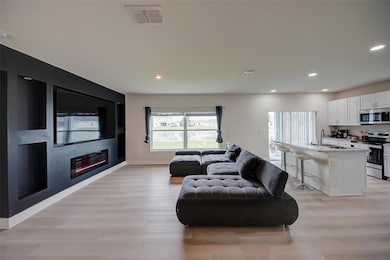 424 Quarry Rock Cir, Poinciana, FL 34758 - photo 5