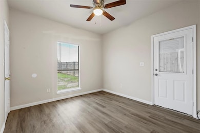 129 Collett Ct unit 131, Weatherford, TX 76088 - photo 3