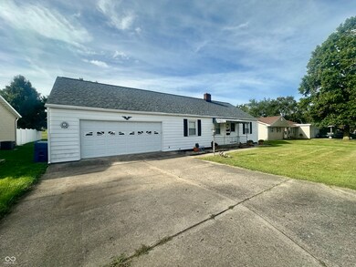 918 Orchard Dr, Covington, IN 47932 - photo 3