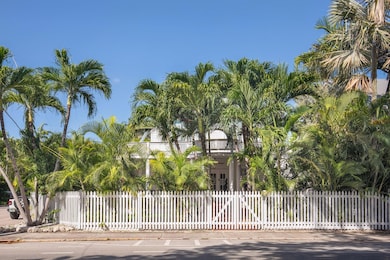 1420 White St, Key West, FL 33040 - photo 2