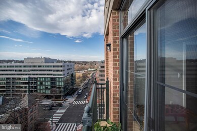Atlas unit 917, Washington, DC 20037 - photo 4