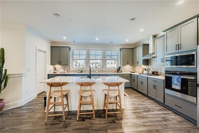 568 Avondale Park Cir, Decatur, GA 30032 - photo 4