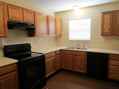 3169 Bristlecone Ct, Whiteland, IN 46184 - photo 2