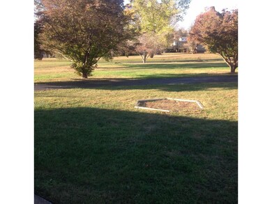 1063 Smalling Rd, Johnson City, TN 37601 - photo 6