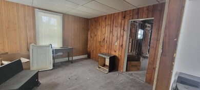 28 1st St, Derby, ME 04463 - photo 5