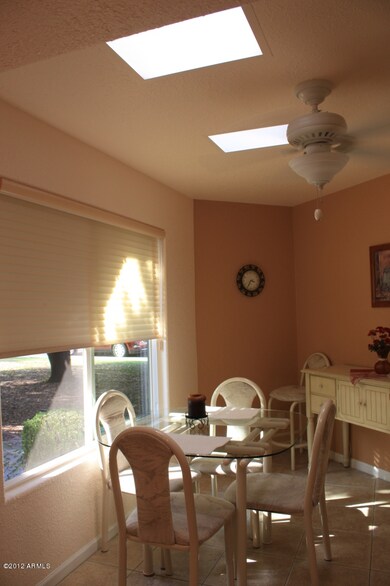Bright, Cheery Breakfast Nook!