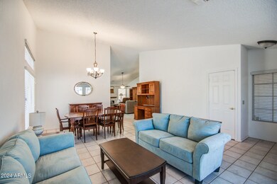 LIVING ROOM 3