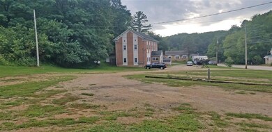 109 East St, Potosi, WI 53820 - photo 2