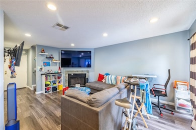 2127 Abrazo Dr unit 2, West Covina, CA 91791 - photo 4